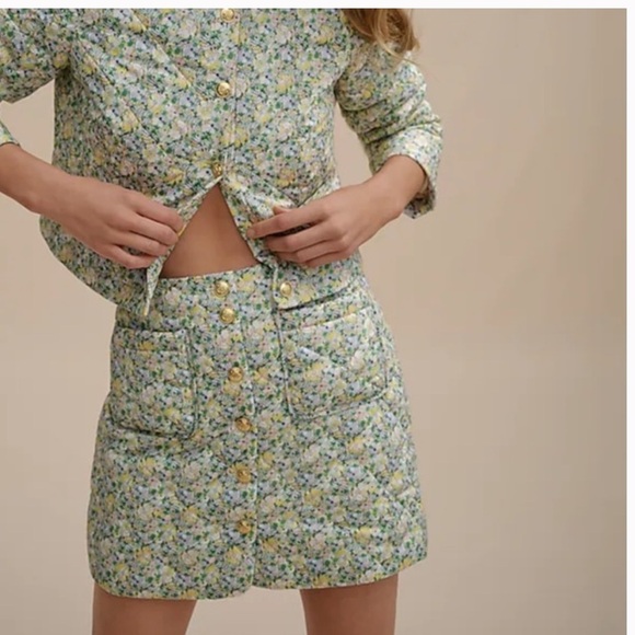 J. Crew Dresses & Skirts - J. Crew liberty fabric Limited-edition quilted button-front mini skirt NWOT  14